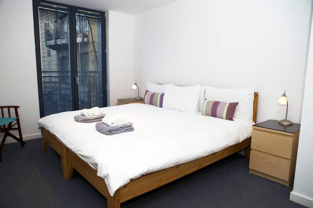 Joivy Inviting Flat With Parking In Canonmills 爱丁堡 外观 照片